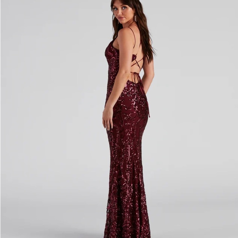 Windsor Amaya burgundy sequin dress size 9 - Picture 4 of 7